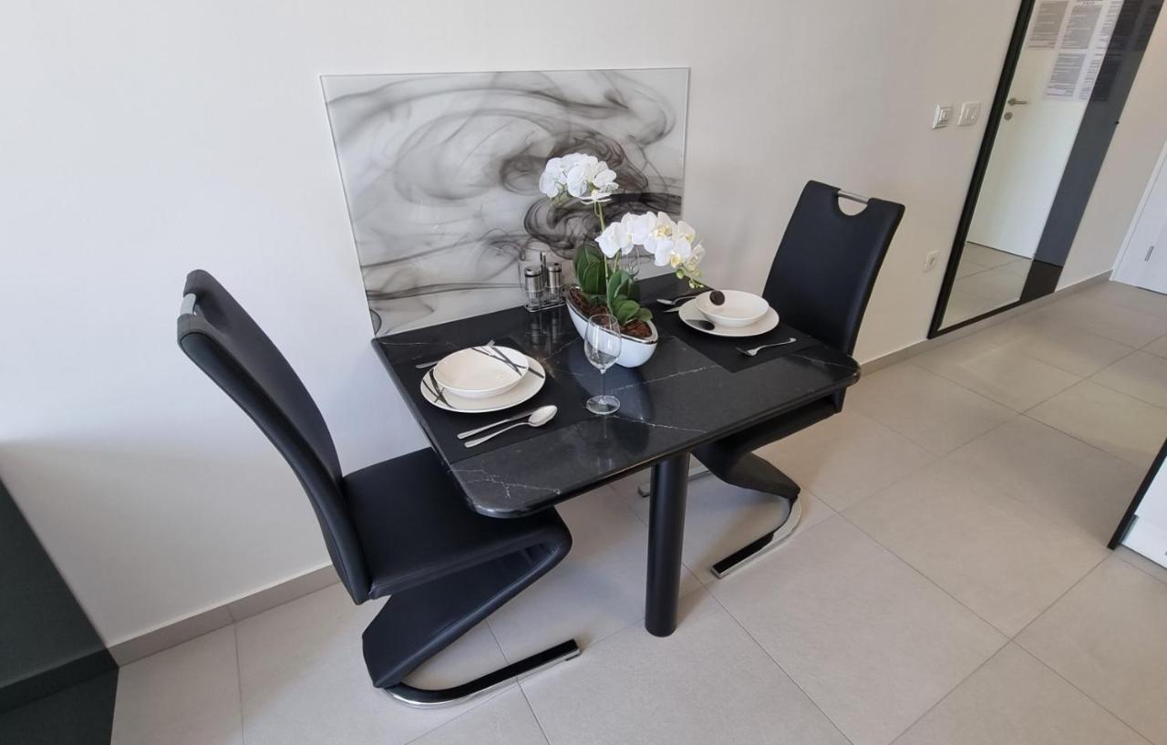 Bartol Luxury Apartments Krk Croatia, With Own Hot Tub - Whirlpool Krk Town Exteriör bild