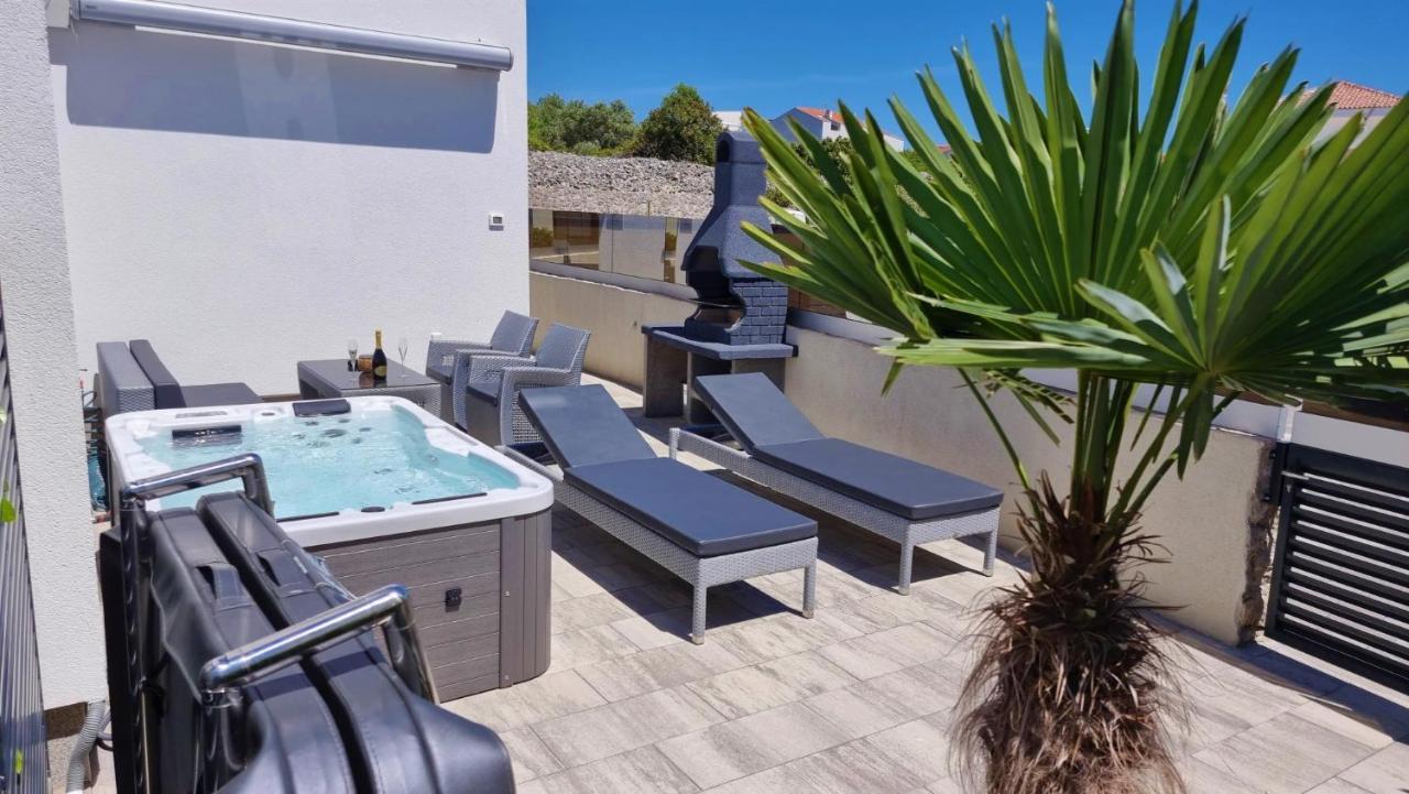 Bartol Luxury Apartments Krk Croatia, With Own Hot Tub - Whirlpool Krk Town Exteriör bild