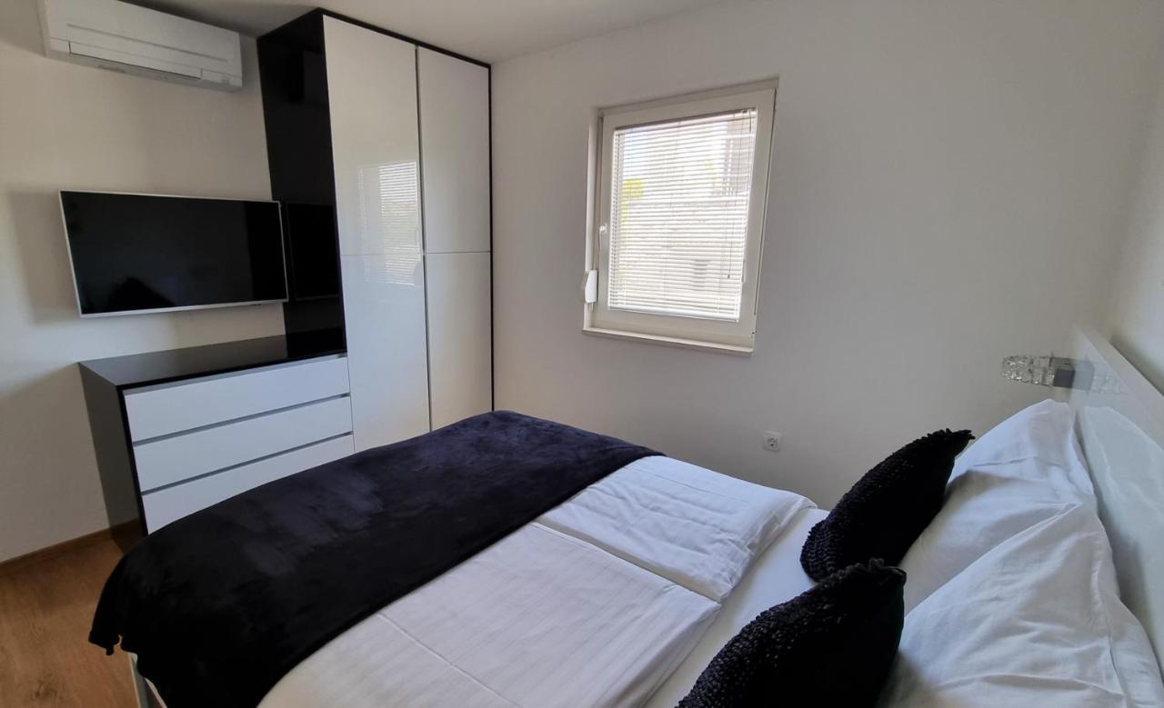 Bartol Luxury Apartments Krk Croatia, With Own Hot Tub - Whirlpool Krk Town Exteriör bild